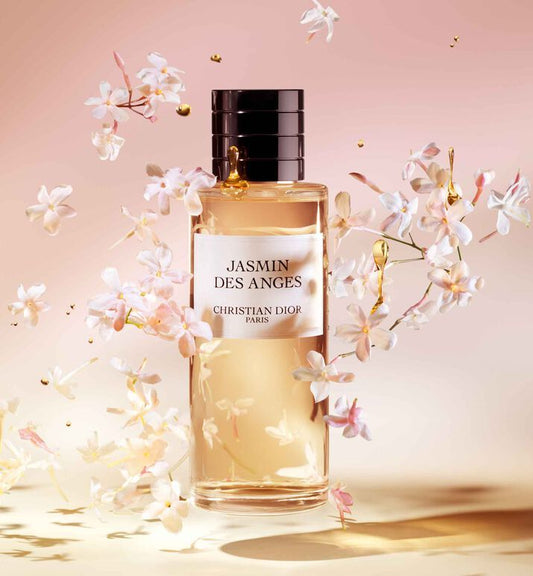 Seasonal Perfumes: Scents for Every Time of Year
