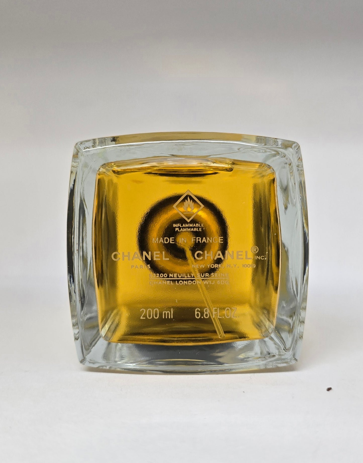 Chanel No 22 Eau de Parfum 200ml (USED)