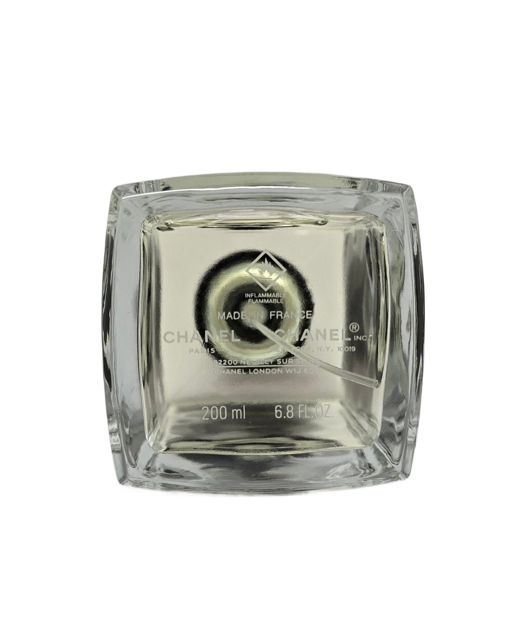 Chanel No 19 Eau de Parfum 200ml (USED)